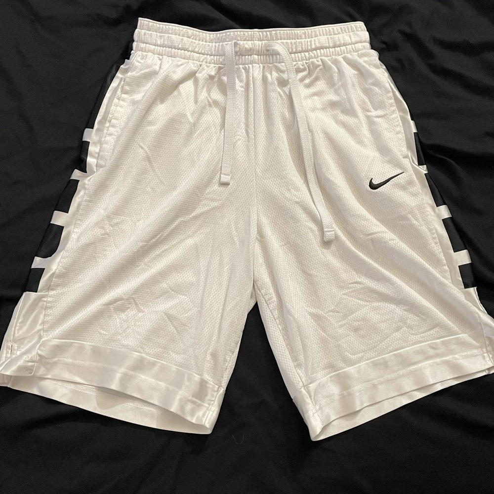 Nike White Dri-Fit Athletic Shorts Sz L